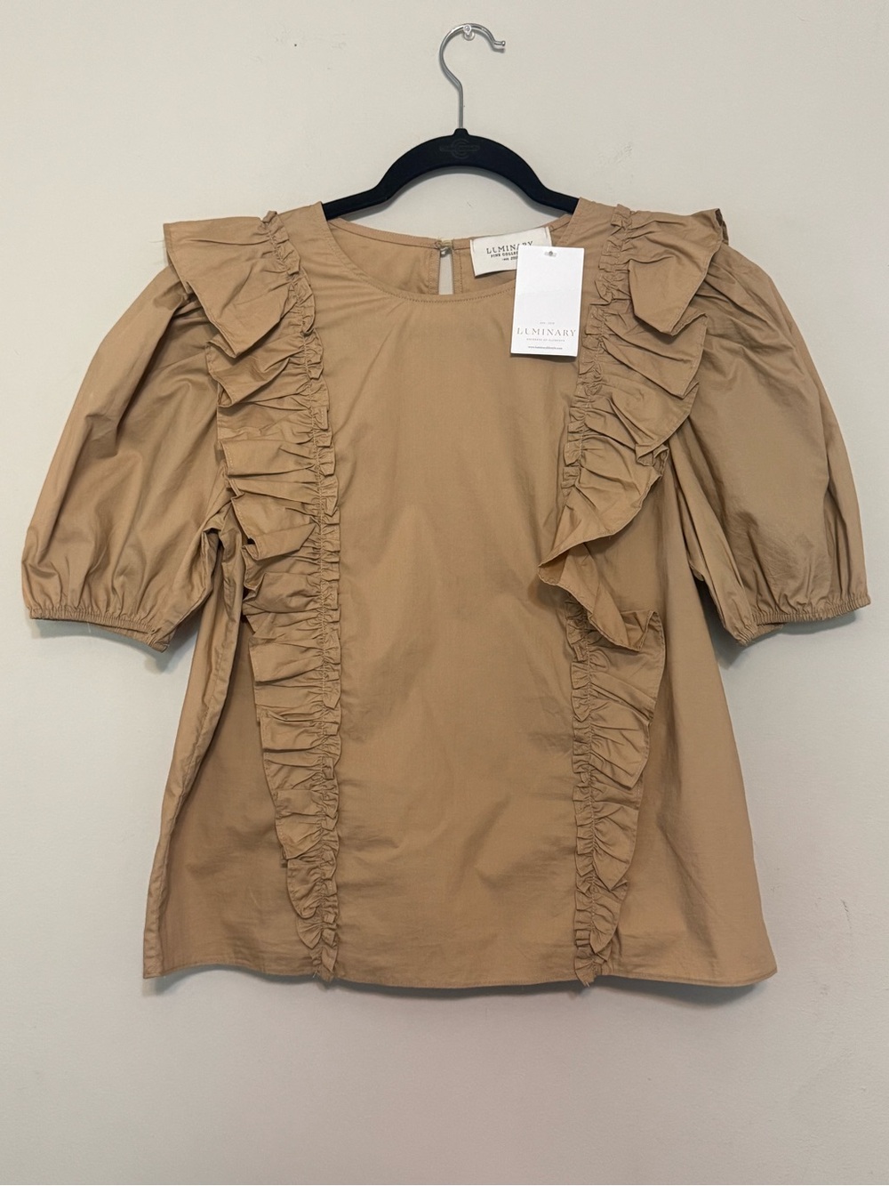 Luminary Tan Ruffle-Trim Puff Sleeve Blouse Sz M